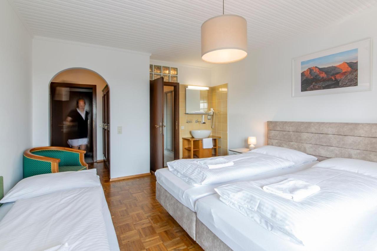 Tirolerhof Hotell Sankt Georgen im Attergau Eksteriør bilde