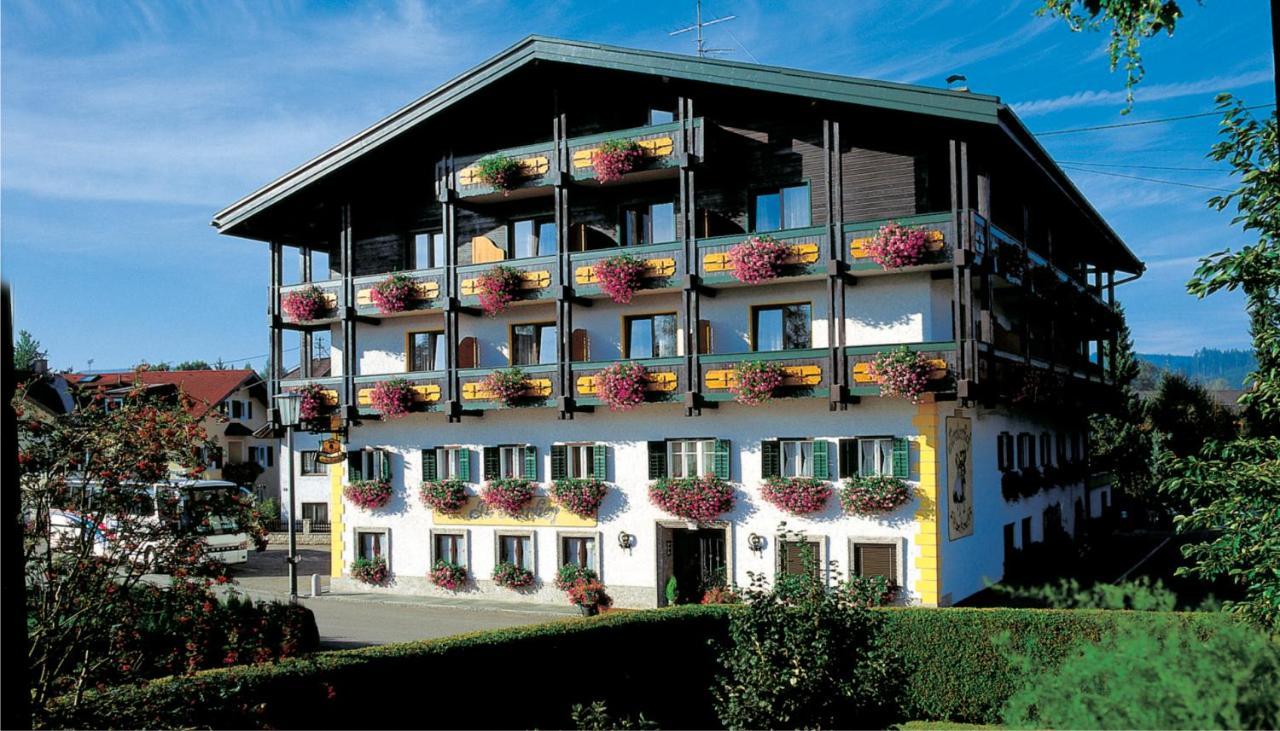 Tirolerhof Hotell Sankt Georgen im Attergau Eksteriør bilde
